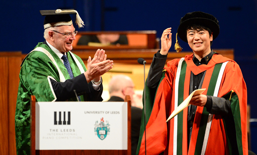 Lang Lang, Global Ambassador of the Leeds International Piano Competition, is conferred Doctor of Music by the University of Leeds at the Finals of the Leeds International Piano Competition 2018 (c) Simon Wilkinson Photography