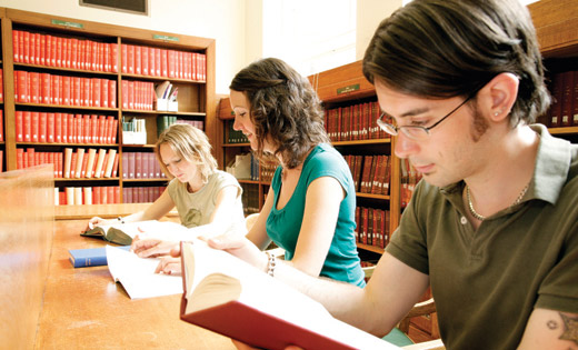 Students_in_the_library